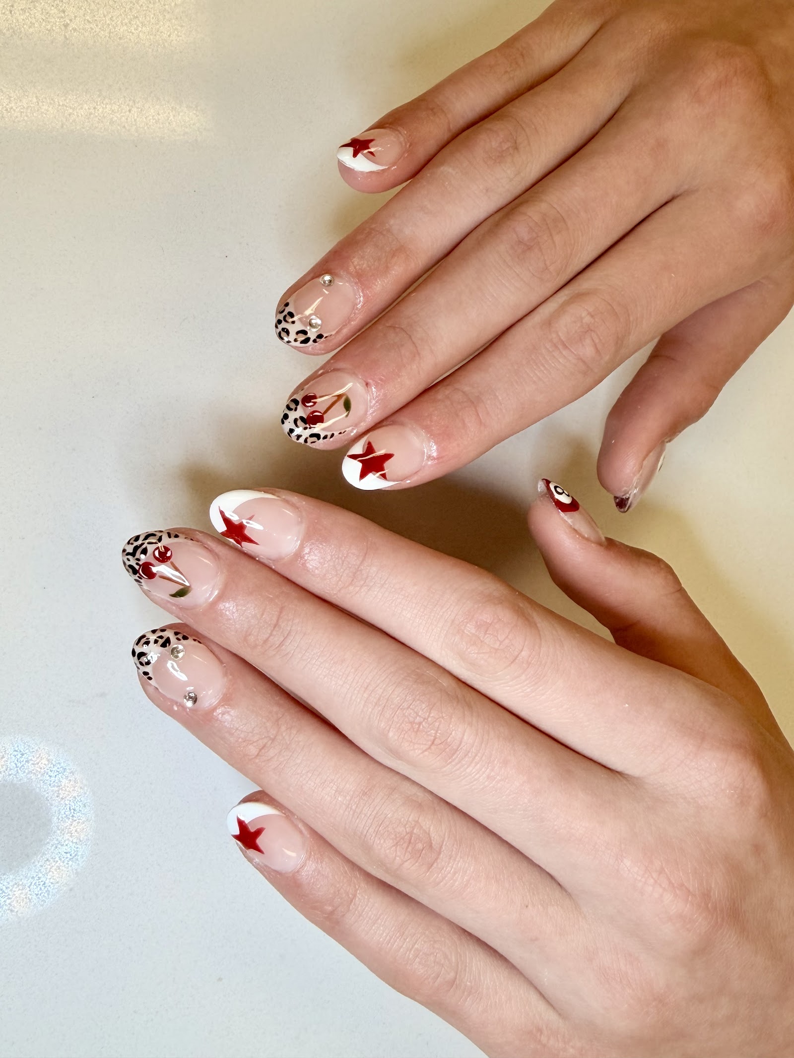 Lux Queen's Nails Spa nail photo 4