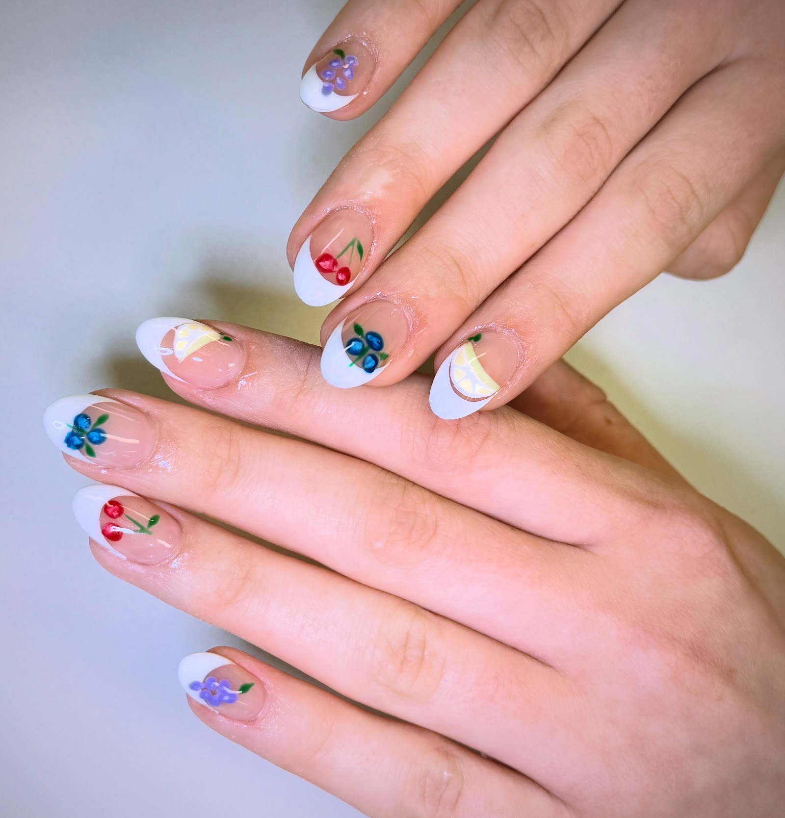 Lux Queen's Nails Spa nail photo 5